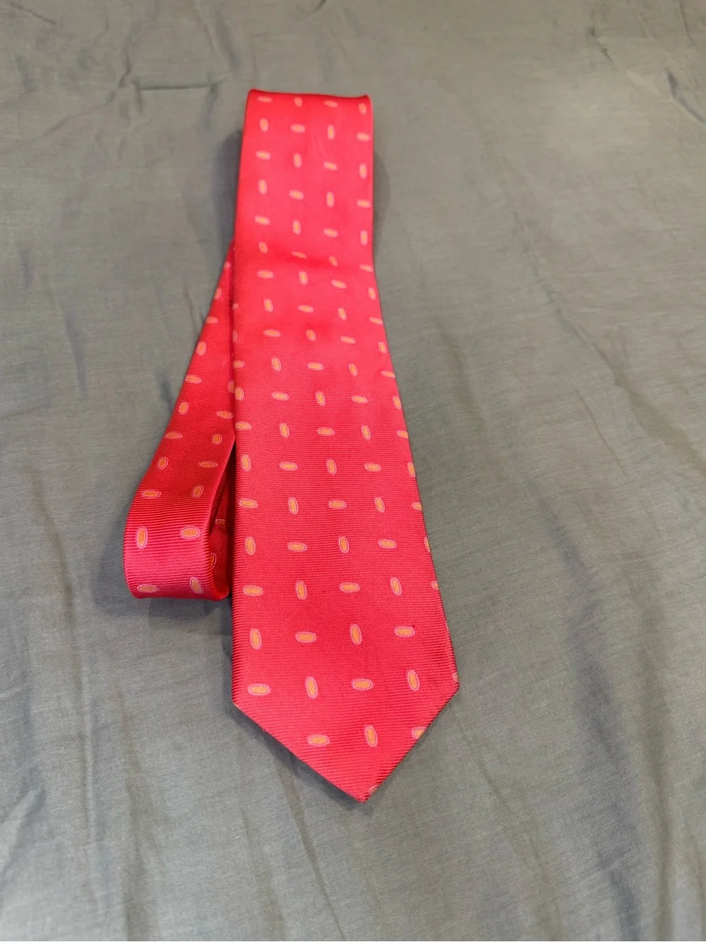 Men's Hot Pink Oval Dot Silk Tie